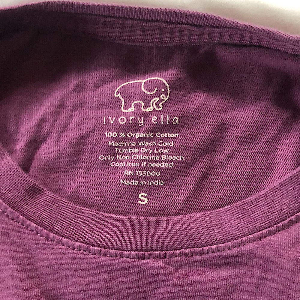 Ivory Ella short sleeve shirt- Size Small - Picture 3 of 3